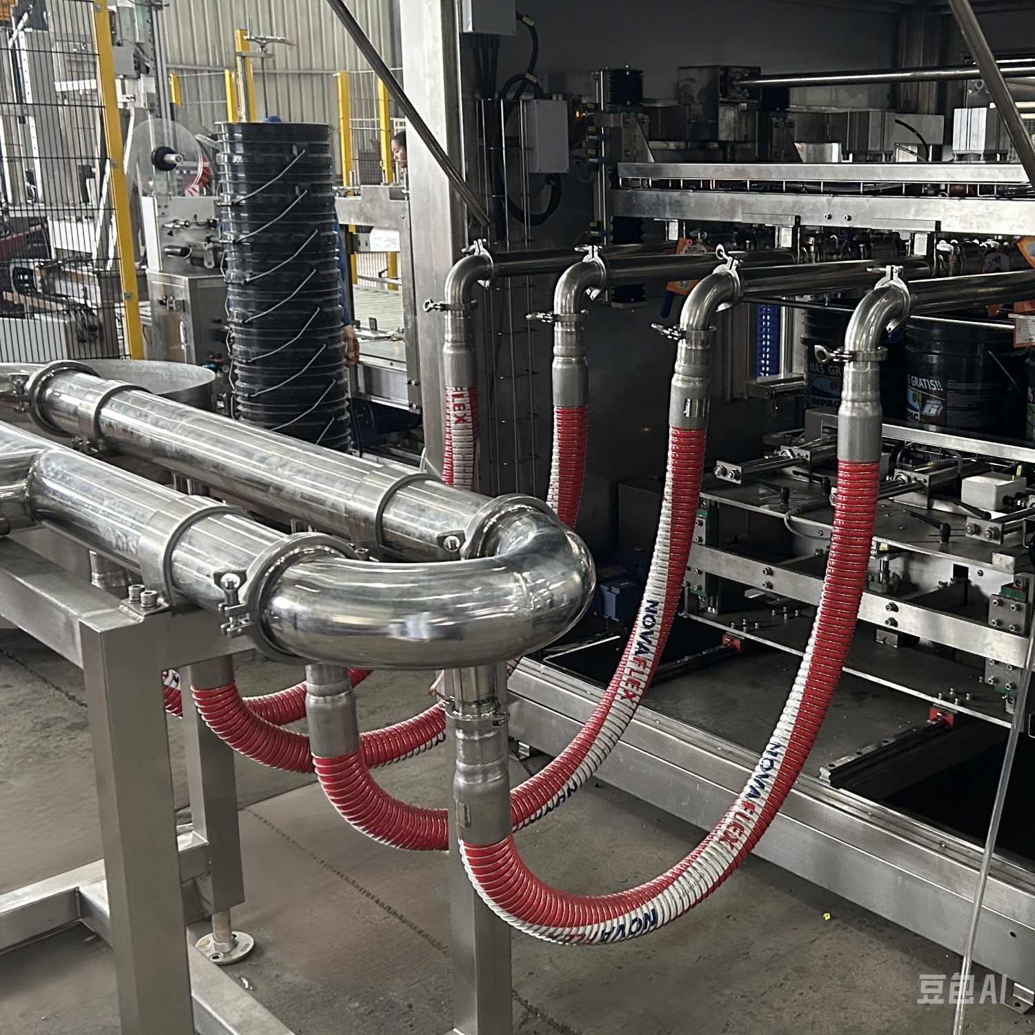 Customized Length Corrosion Resistant PTFE Composite Hose for Powder and Liquid Conveyance DN40 to DN100